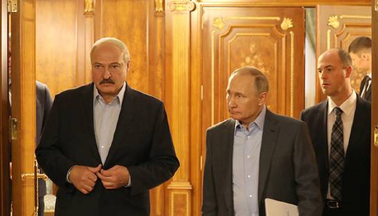 Лукашенко согласился производить российскую COVID-вакцину