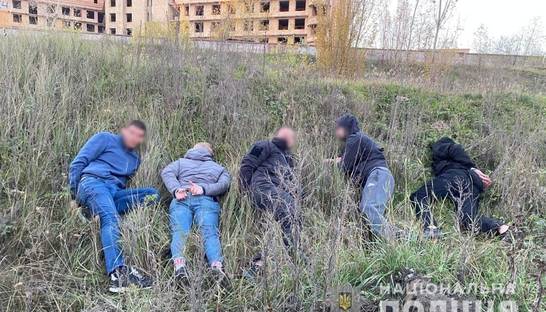 На Киевщине обстреляли автозаправку