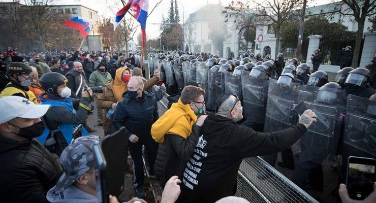 В Словакии протестуют против карантина