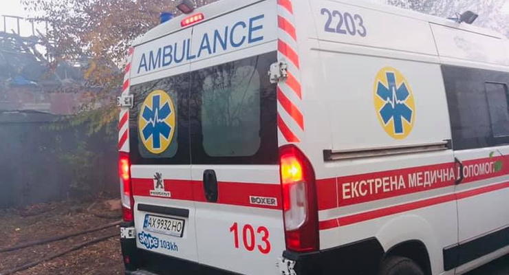 Житель Харькова избил отца-пенсионера и напал на медиков