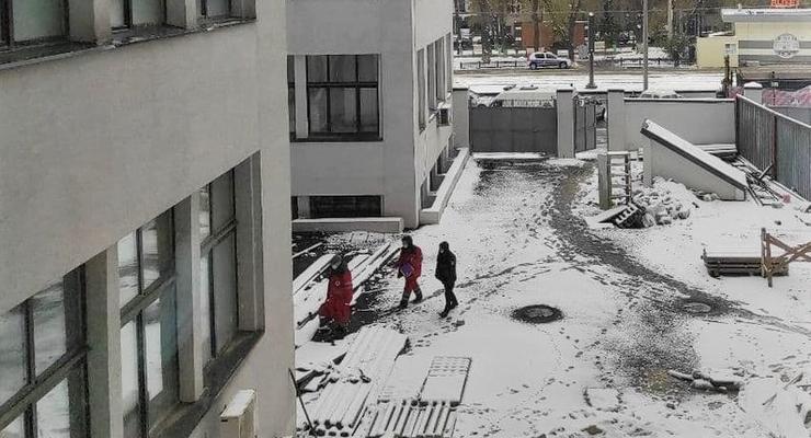 В Харькове выпала с шестого этажа сотрудница пенсионного фонда
