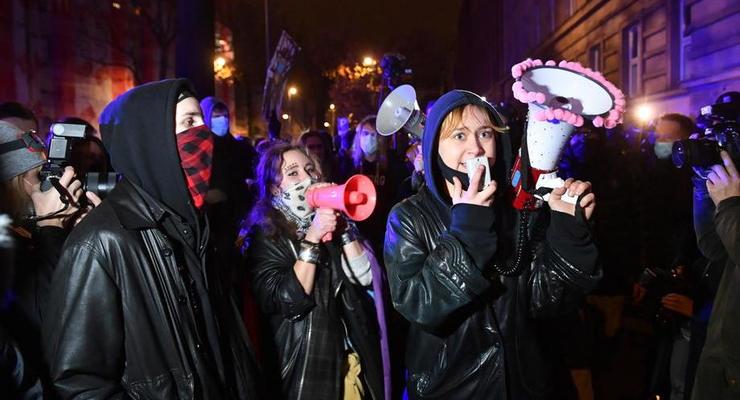 В Польше вновь прошли протесты против запрета абортов