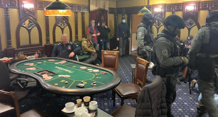 В Днепровском районе обнаружили подпольное "казино"