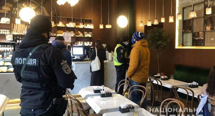 В Киеве полиция выписала почти шесть тысяч "карантинных" админпротоколов