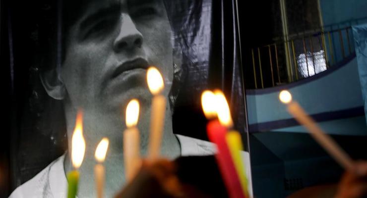 Аргентина прощается с Марадоной: огромные очереди и беспорядки