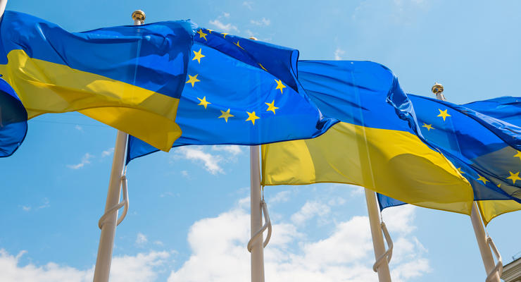 Вид на жительство в ЕС: Украина возглавляет список четвёртый год