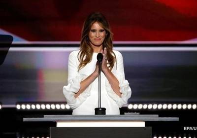 Меланья Трамп готовится написать книгу о пребывании в Белом доме - СМИ