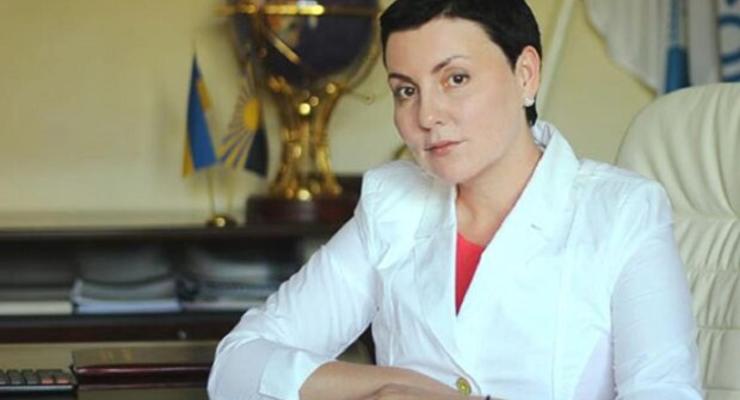 СМИ: Руководительница ГП "Артемсоль" Виктория Луценко вымогает откаты с дилеров