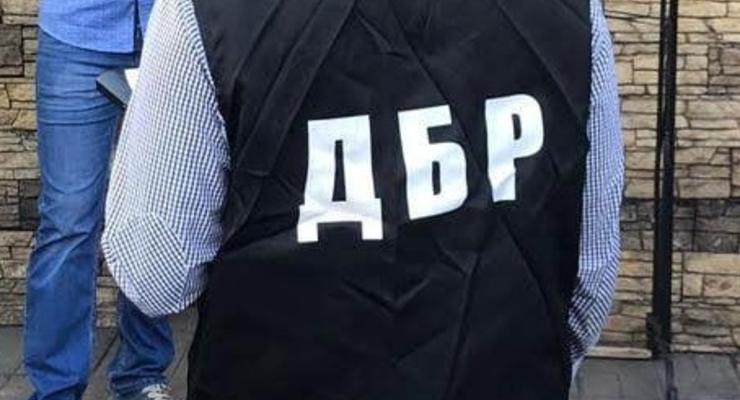В Харькове СБУшник сколотил банду и занялся вымогательством – ГБР