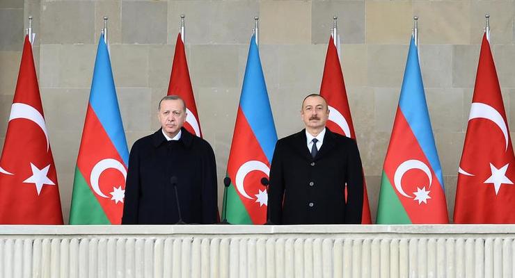Алиев назвал часть Армении "землями Азербайджана"