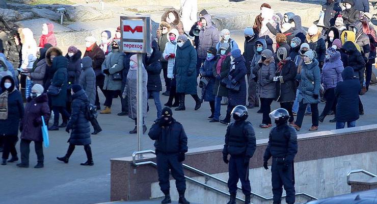 В Минске задержали более 300 протестующих