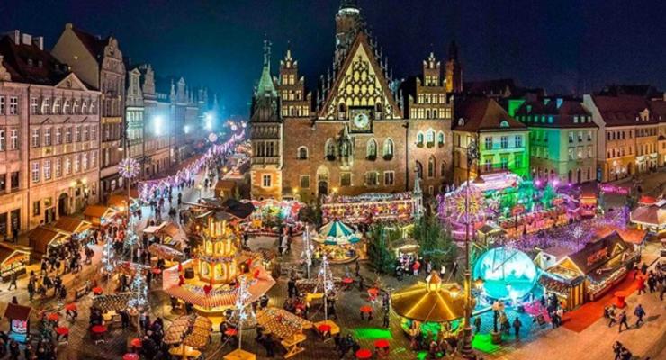 Польша вводит комендантский час в новогоднюю ночь