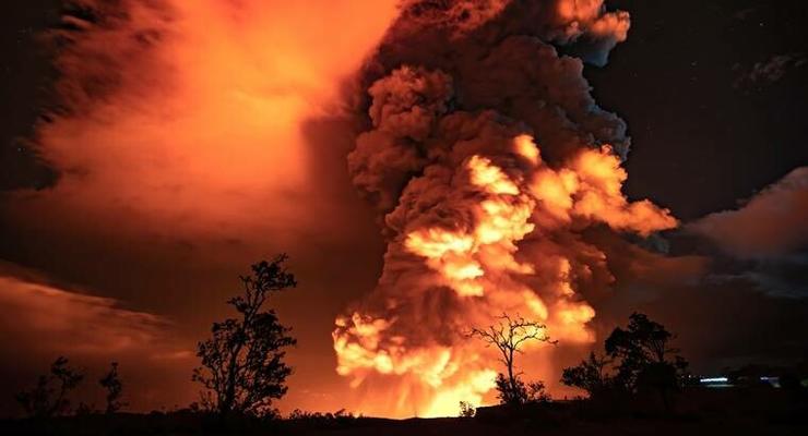 На Гавайях началось извержение одного из самых активных вулканов мира