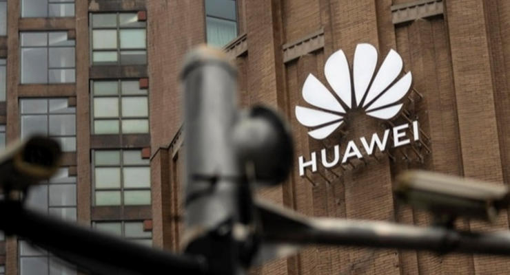 Со зданий МИД Украины демонтируют оборудование Huawei - Госдеп