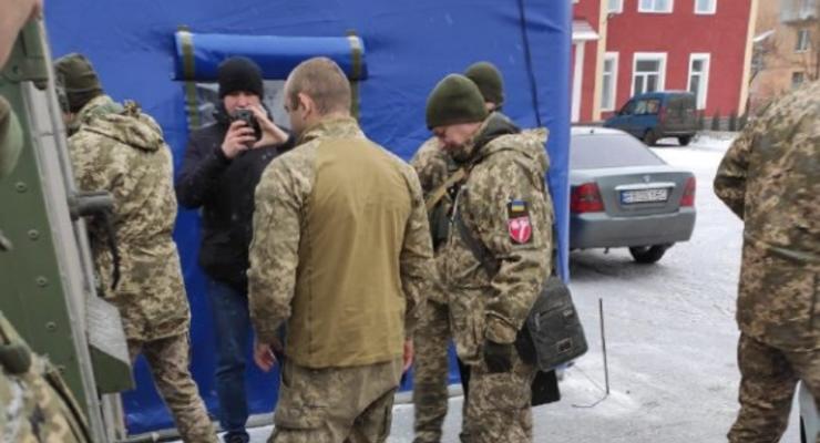 Боевики “ЛНР” вернули Украине взятого в плен сержанта Пупко