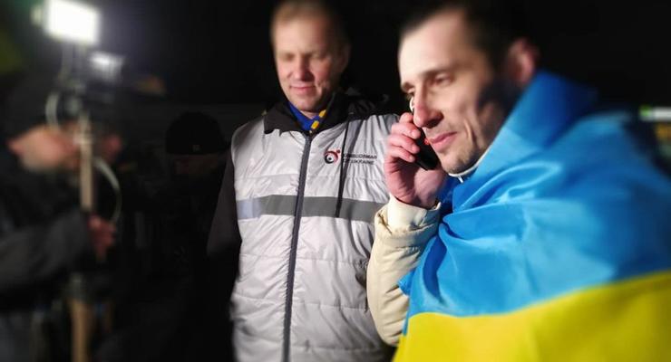 Политзаключенный Шумков вернулся в Украину