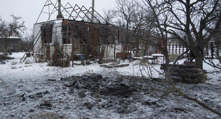 Сепаратисты обстреляли село на Донбассе – штаб