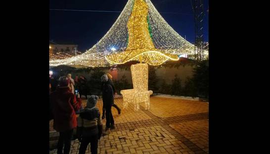 "Волшебную шляпу" вернули к главной елке страны