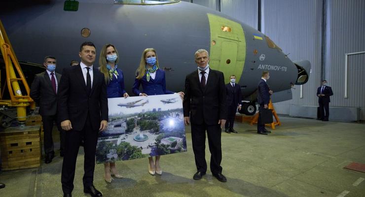 Минобороны закажет "Антонову" новые транспортники Ан-178