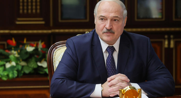 Лукашенко призвал белорусов перевернуть страницу истории