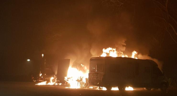 В Страсбурге в новогоднюю ночь сожгли десятки автомобилей