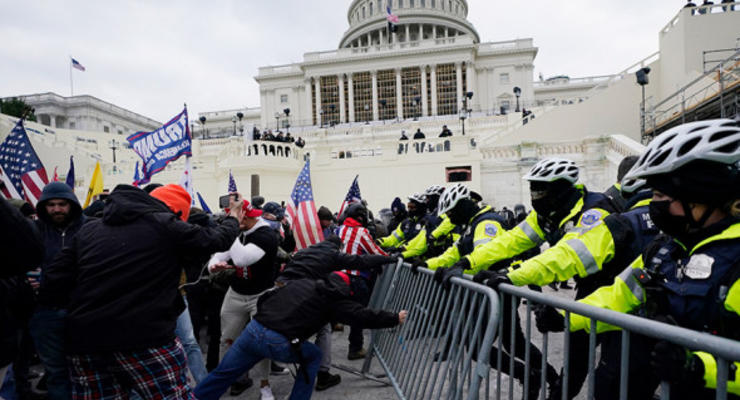Силовики сообщили о задержанных в ходе протестов в Вашингтоне