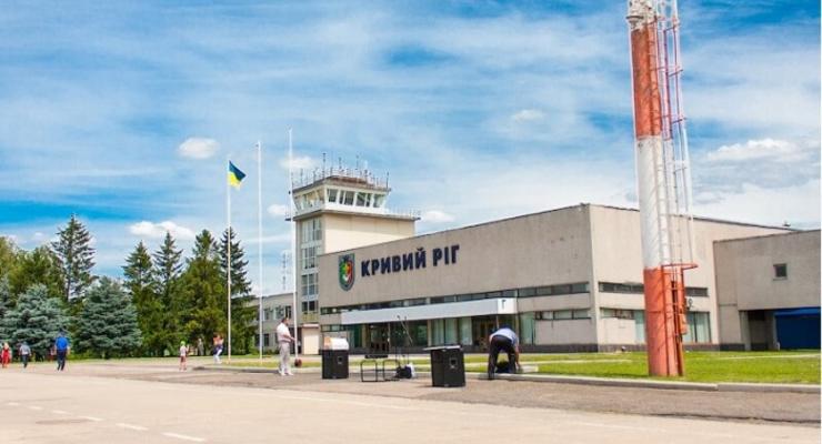 Директор аэропорта Кривого Рога растратил 5,3 млн гривен