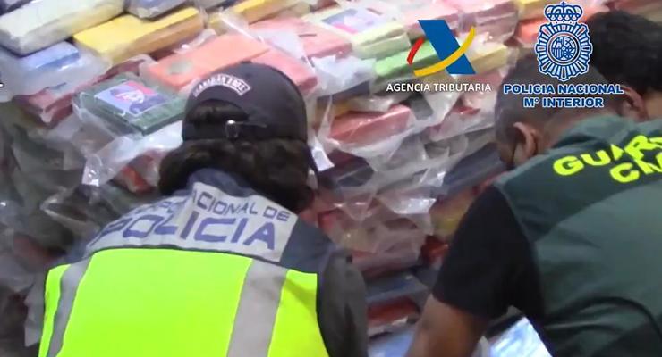 В Испании полиция изъяла две тонны кокаина