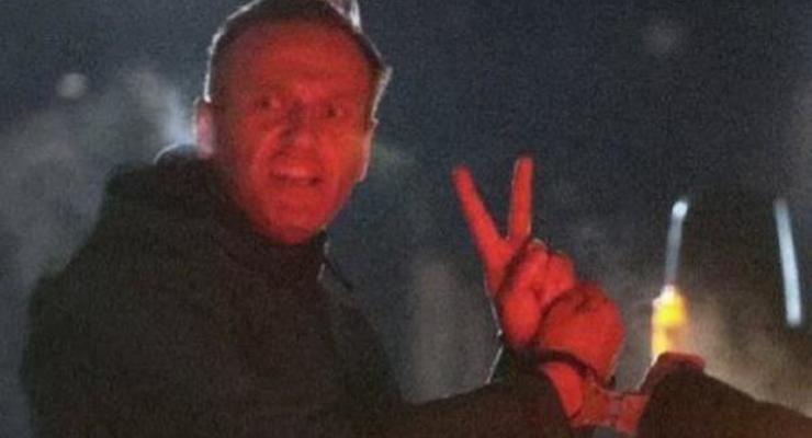 Навальный из Матросской тишины прокомментировал свое возвращение в Россию