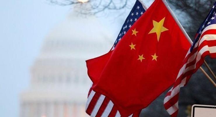 Китай ввел санкции против членов администрации Трампа