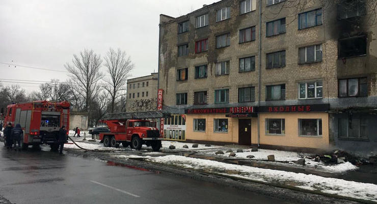 При пожаре в общежитии Павлограда пострадали три человека