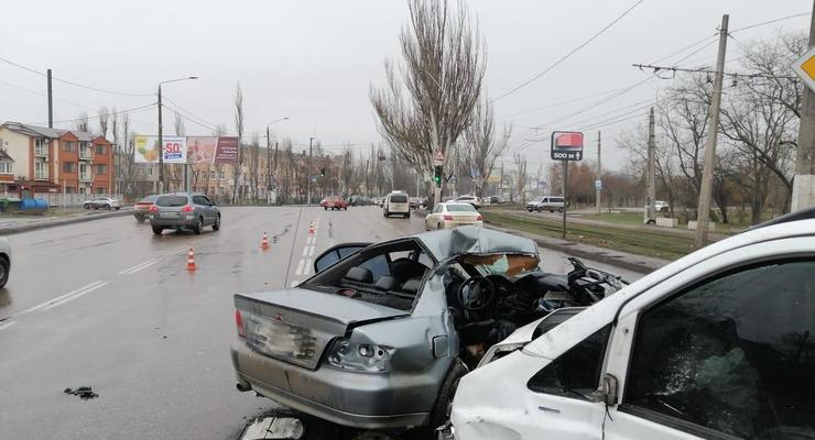 В Одессе столкнулись два автомобиля, есть жертвы