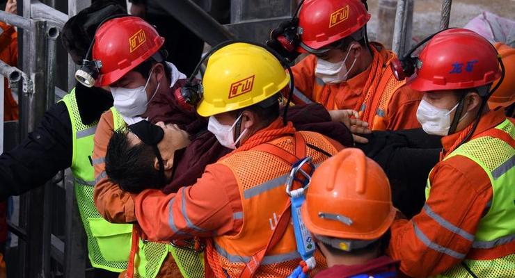 В Китае при обвале погибли десять шахтеров