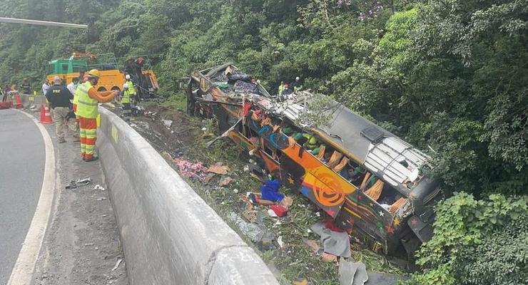 В Бразилии 19 человек погибли в ДТП с автобусом