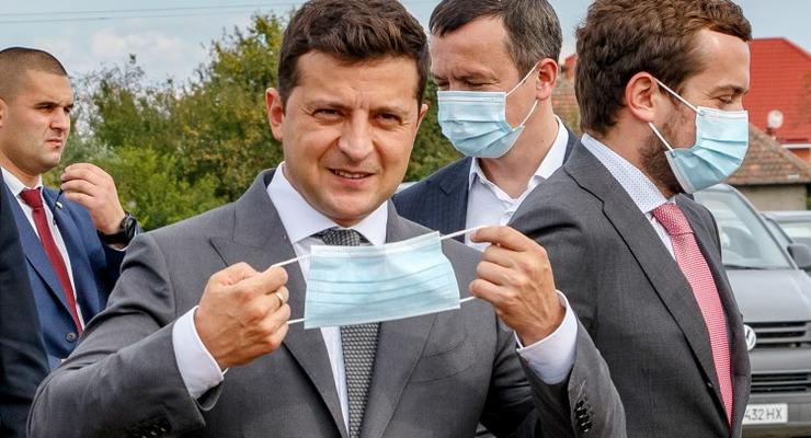 Зеленский попросил у Еврокомиссии помощи из-за нехватки COVID-вакцин
