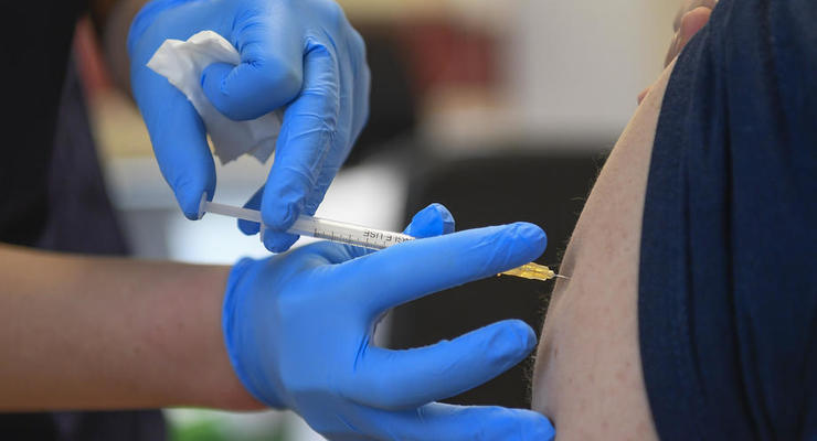 Украина получит вакцины от COVID через две недели