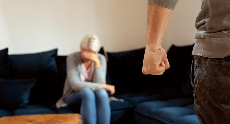 Рада хочет усилить наказание за домашнее насилие