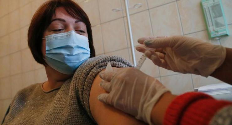 Беларусь получила вторую российскую COVID-вакцину