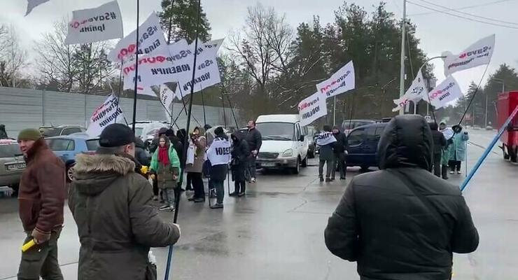 Протестующие ФОПы приехали в Конча-Заспу