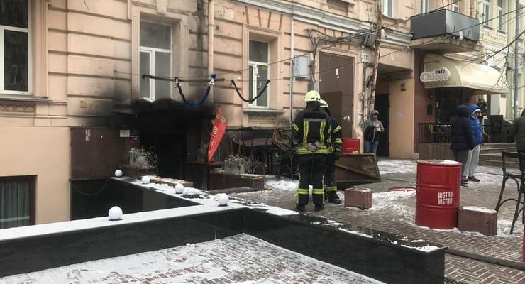 На улице Ивана Франка произошел пожар в кафе