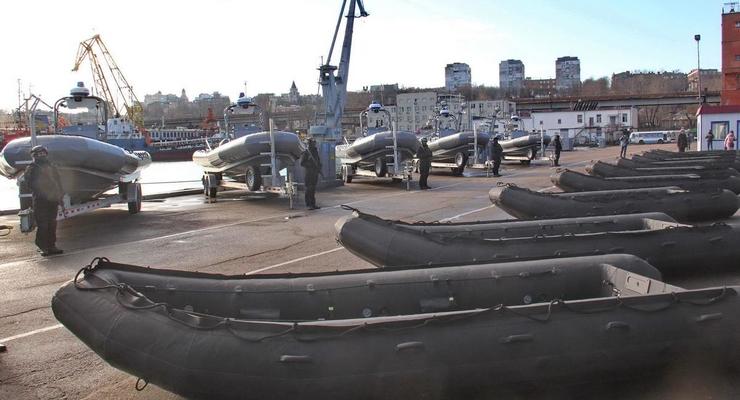 Украинские моряки получили лодки и катера из США