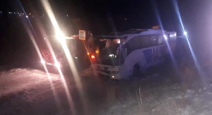 В Турции более 40 человек пострадали в ДТП с автобусом
