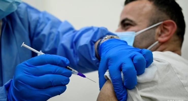 В Украине начали регистрацию третьей COVID-вакцины