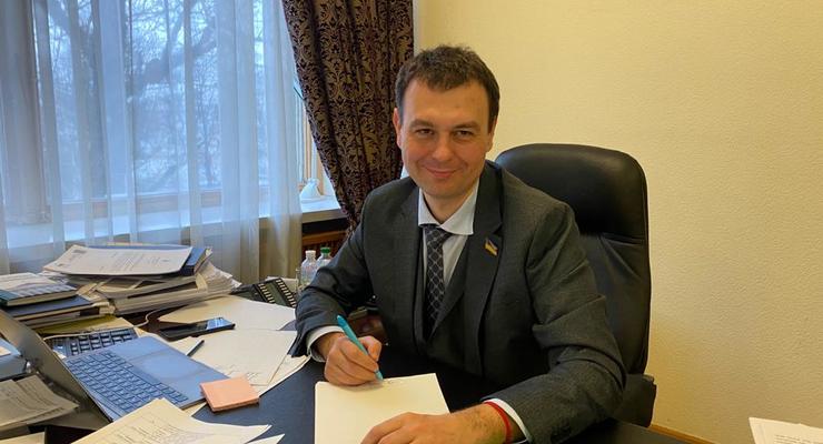 Степанова предлагают уволить из-за срыва сроков COVID-вакцинации