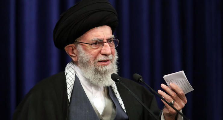 Иранский лидер выступил за хиджабы в мультфильмах
