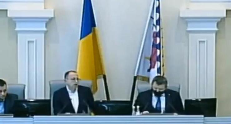 Днепровский депутат заговорил на "восточно-украинском" языке