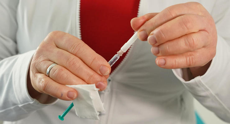 В Минздраве объяснили низкие темпы COVID-вакцинации в Украине