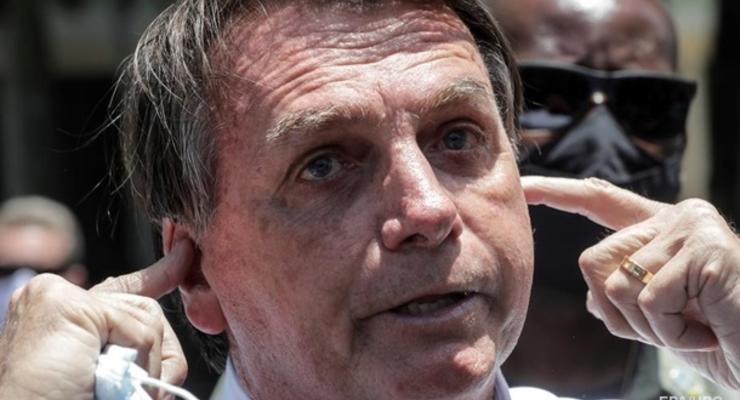В Бразилии рекордная смертность от COVID: президент сказал "не ныть"