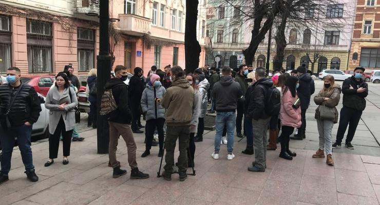 На Буковине рестораторы бастуют против жесткого карантина