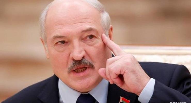 Лукашенко предостерег белорусов от "настоящей диктатуры"
